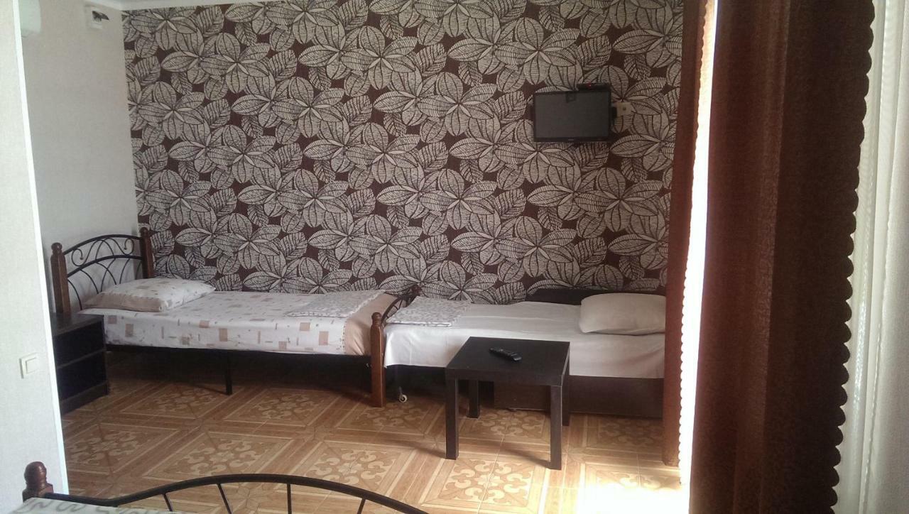 Tikhaya Gavan Guest House Γκάγκρα Εξωτερικό φωτογραφία
